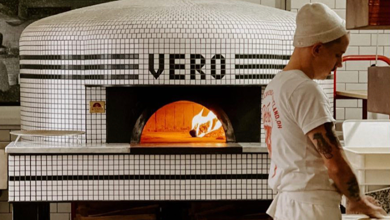 Vero Pizza Napoletana Cleveland atmosphere