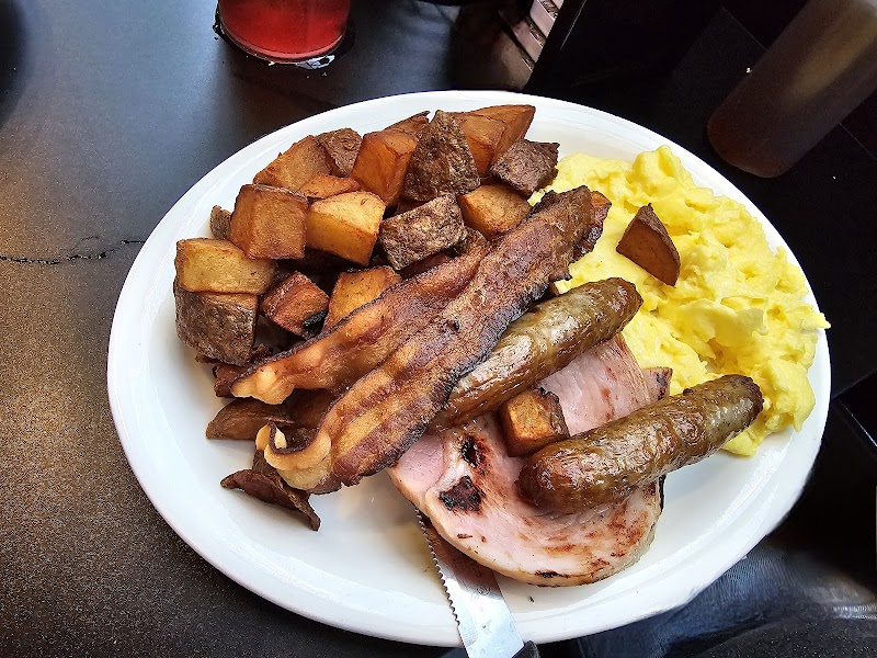 Stani’s Family Restaurant Cleveland food