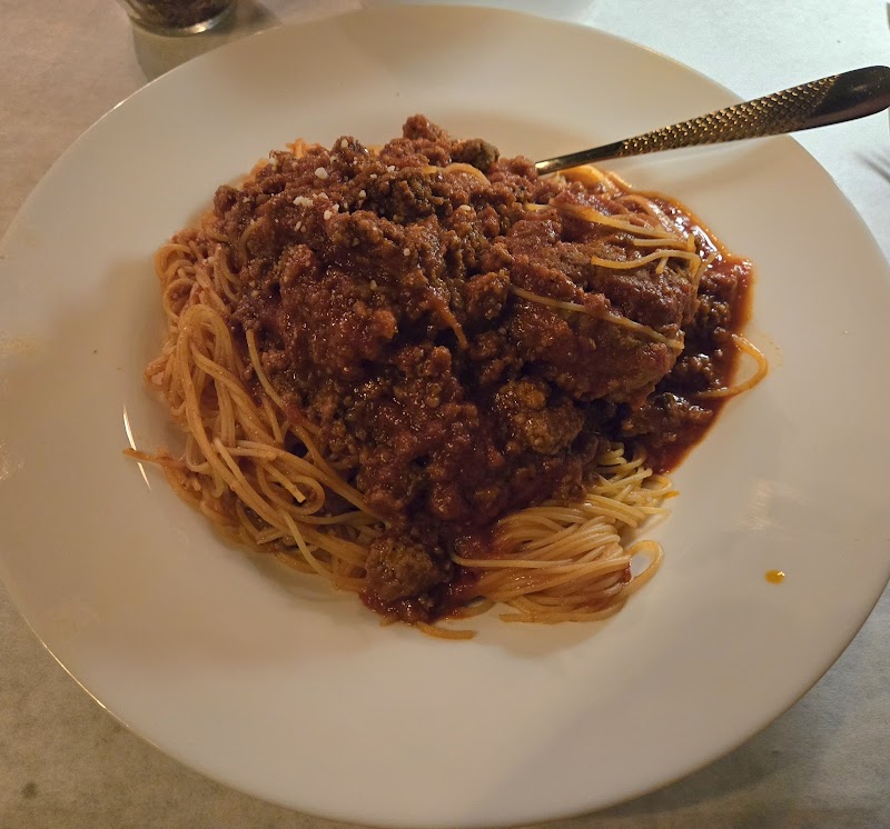 Mama Catena Vino e’ Cucina Cleveland atmosphere