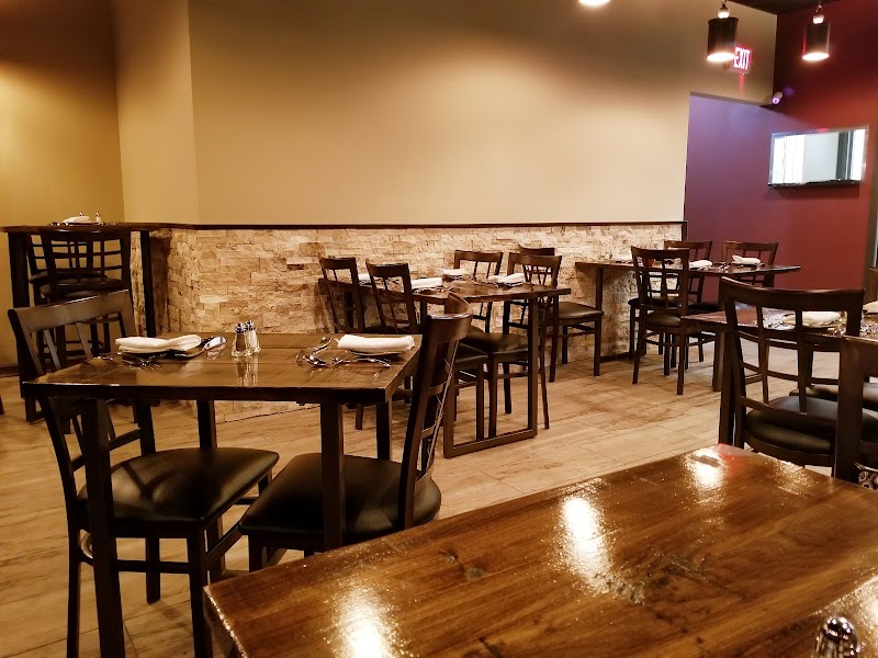 Mama Catena Vino e’ Cucina Cleveland atmosphere