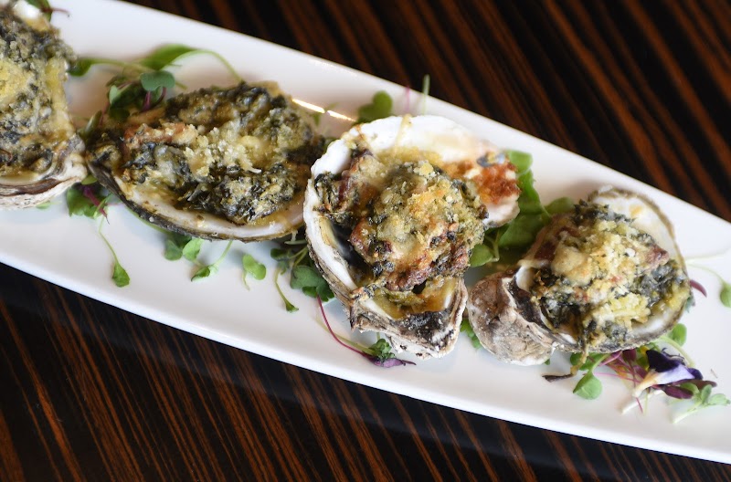Rosewood Grill Strongsville Cleveland atmosphere