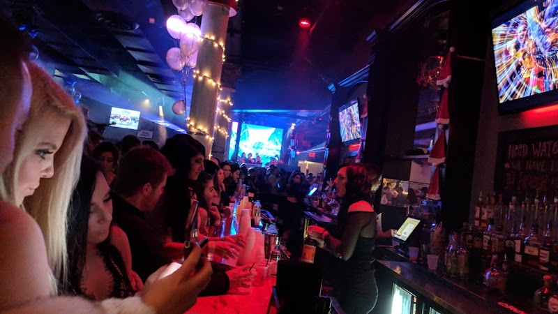 Dive Bar Cleveland atmosphere
