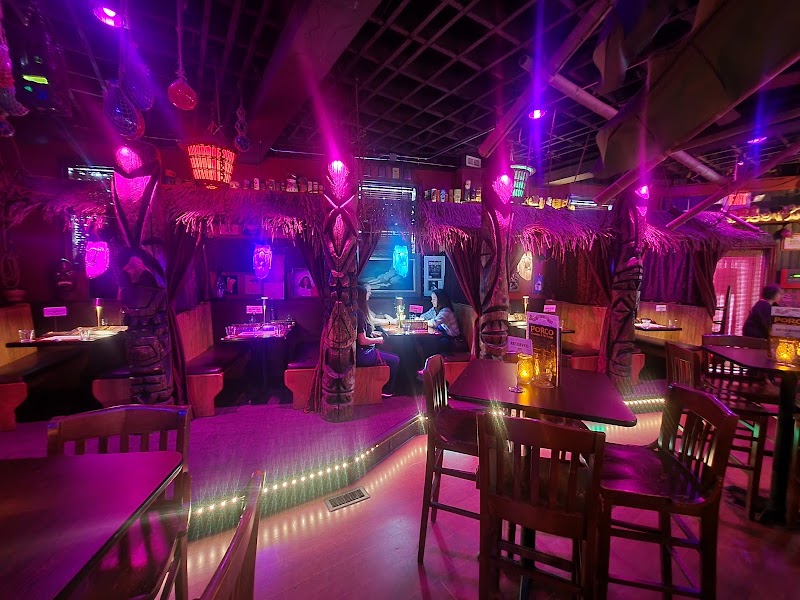 Porco Lounge & Tiki Room Cleveland atmosphere