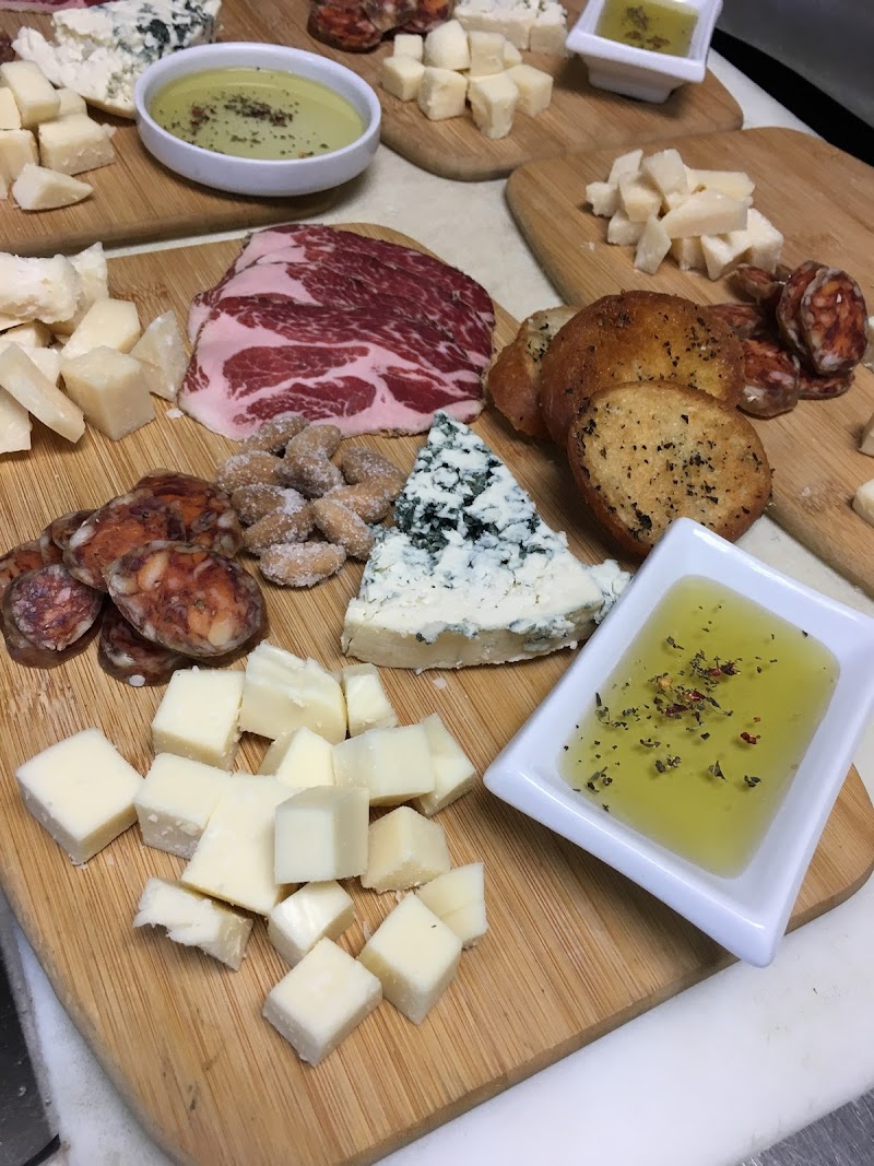 Arrabiata's Italian Restaurant Cleveland atmosphere