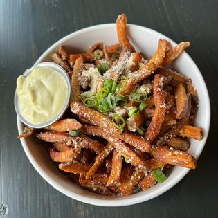 Pub Frato Chagrin Falls Cleveland food