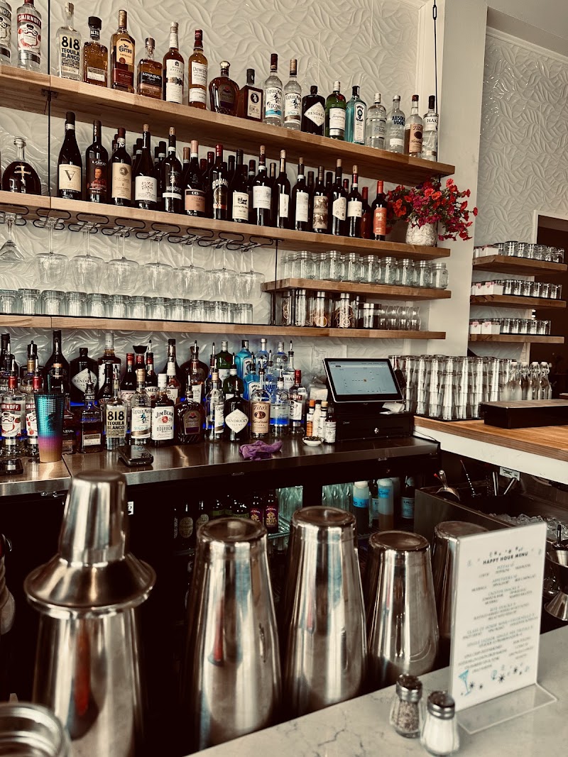 Dal Fuoco Italian Restaurant Cleveland atmosphere