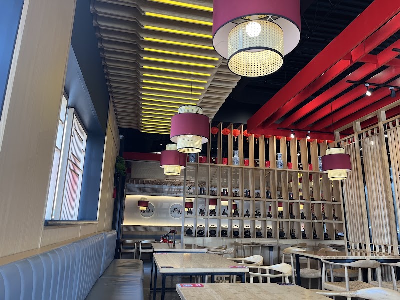 YYTime(formerly known as Dagu Rice Noodle) Cleveland atmosphere