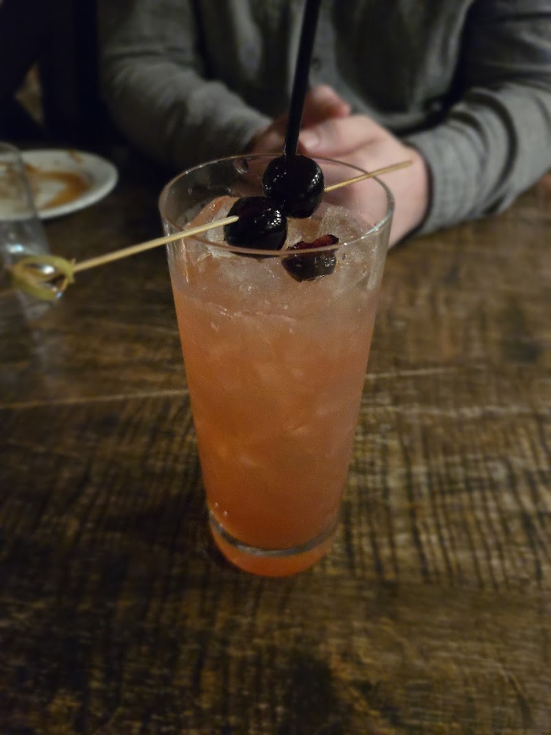 Hook & Hoof New American Kitchen and Cocktail Cleveland atmosphere