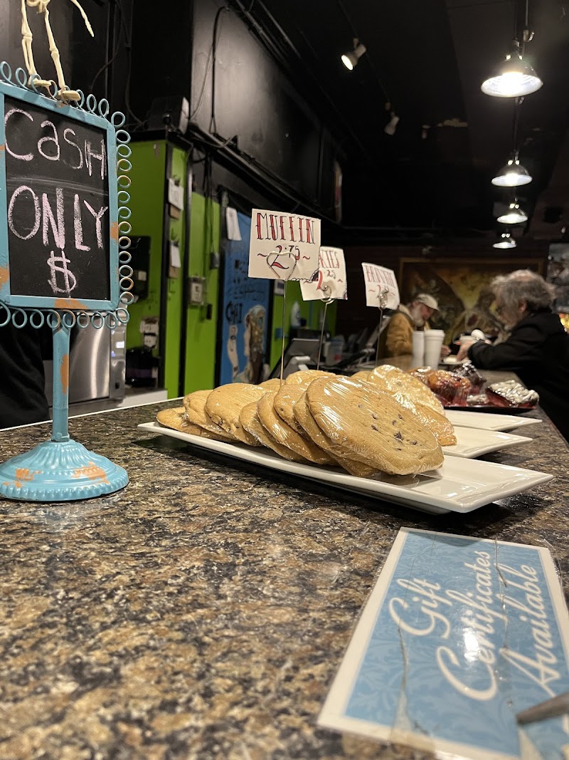 Common Grounds Coffee Shop Cleveland atmosphere
