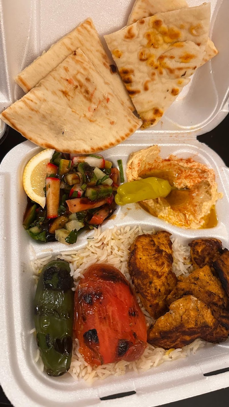 Fatima’s Grill Cleveland atmosphere