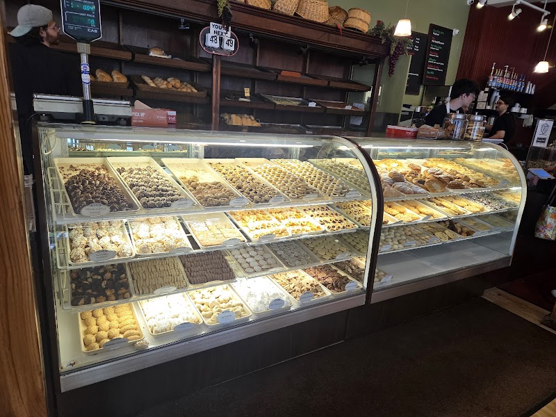 Presti's Bakery Cleveland atmosphere