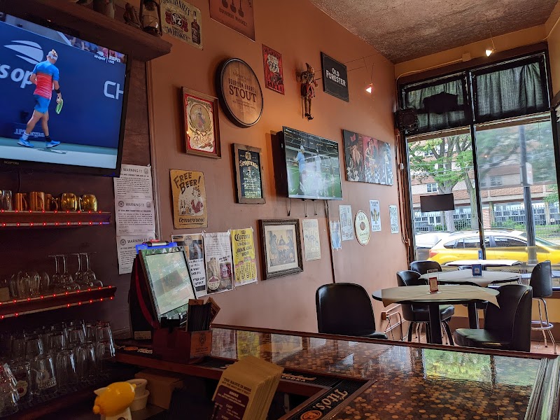 The Rib Cage Smokehouse & Bar Cleveland atmosphere