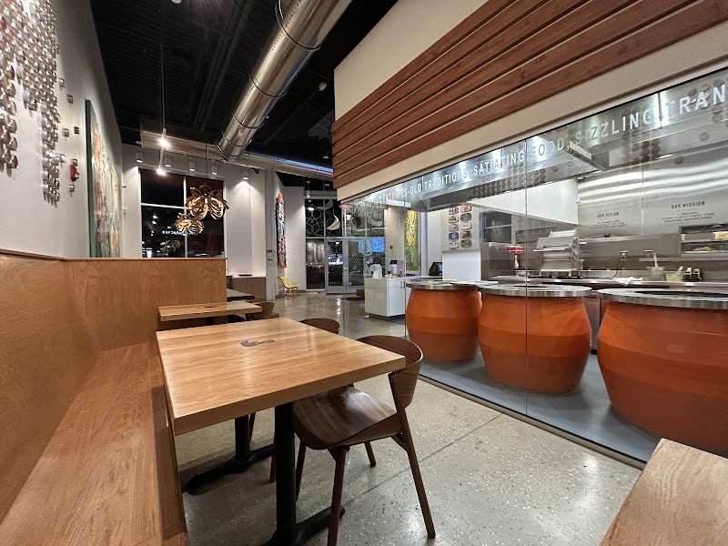 Choolaah Cleveland atmosphere