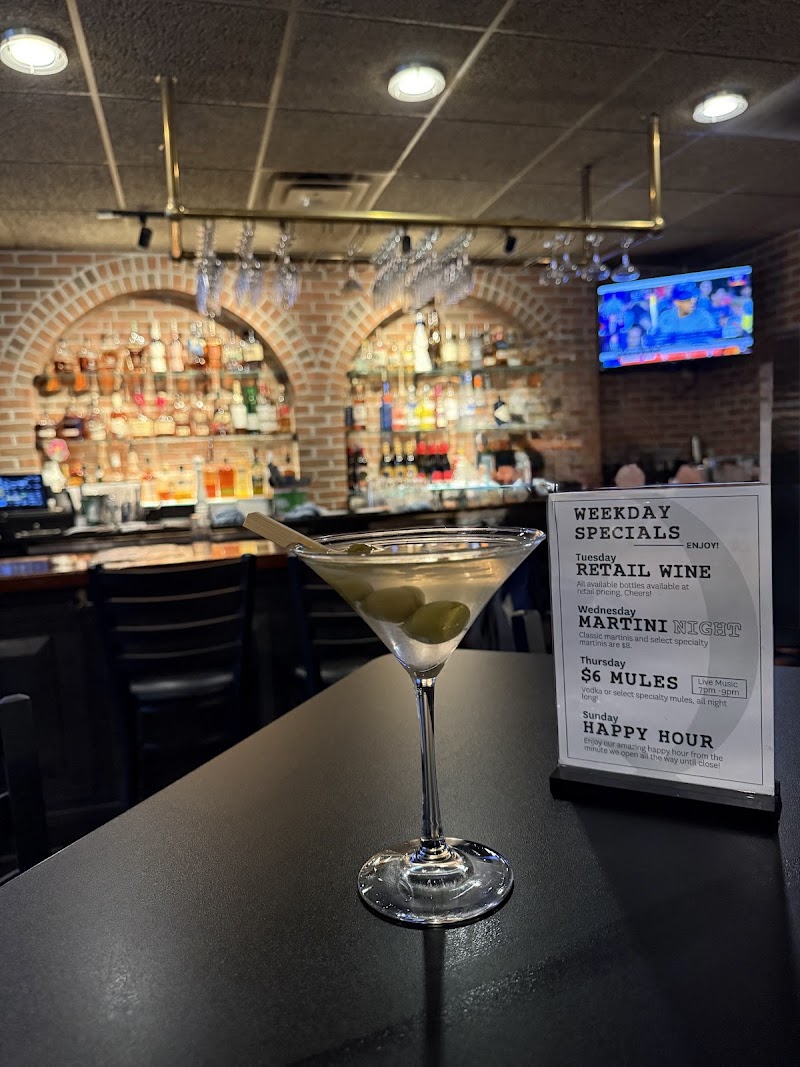 Quinn's Kitchen and Bar Cleveland atmosphere