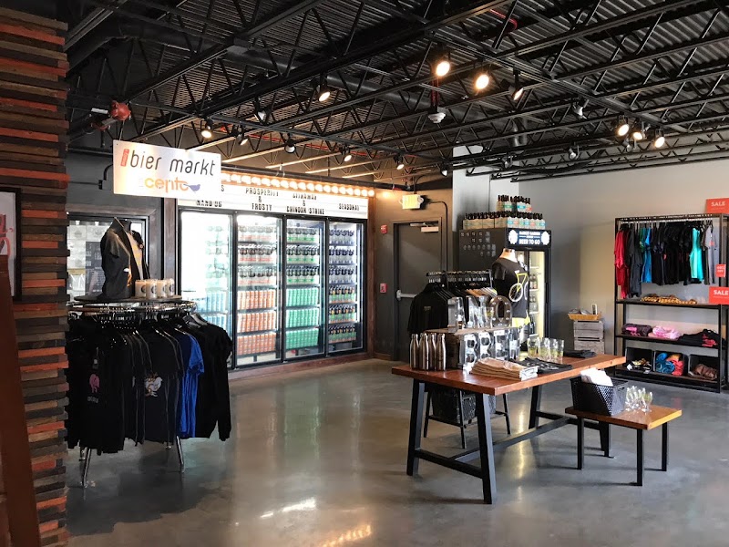 Irishtown Bend Taproom at Market Garden Brewery Cleveland atmosphere
