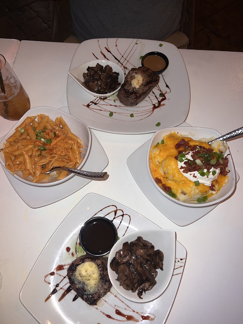 Strip Steakhouse Cleveland atmosphere