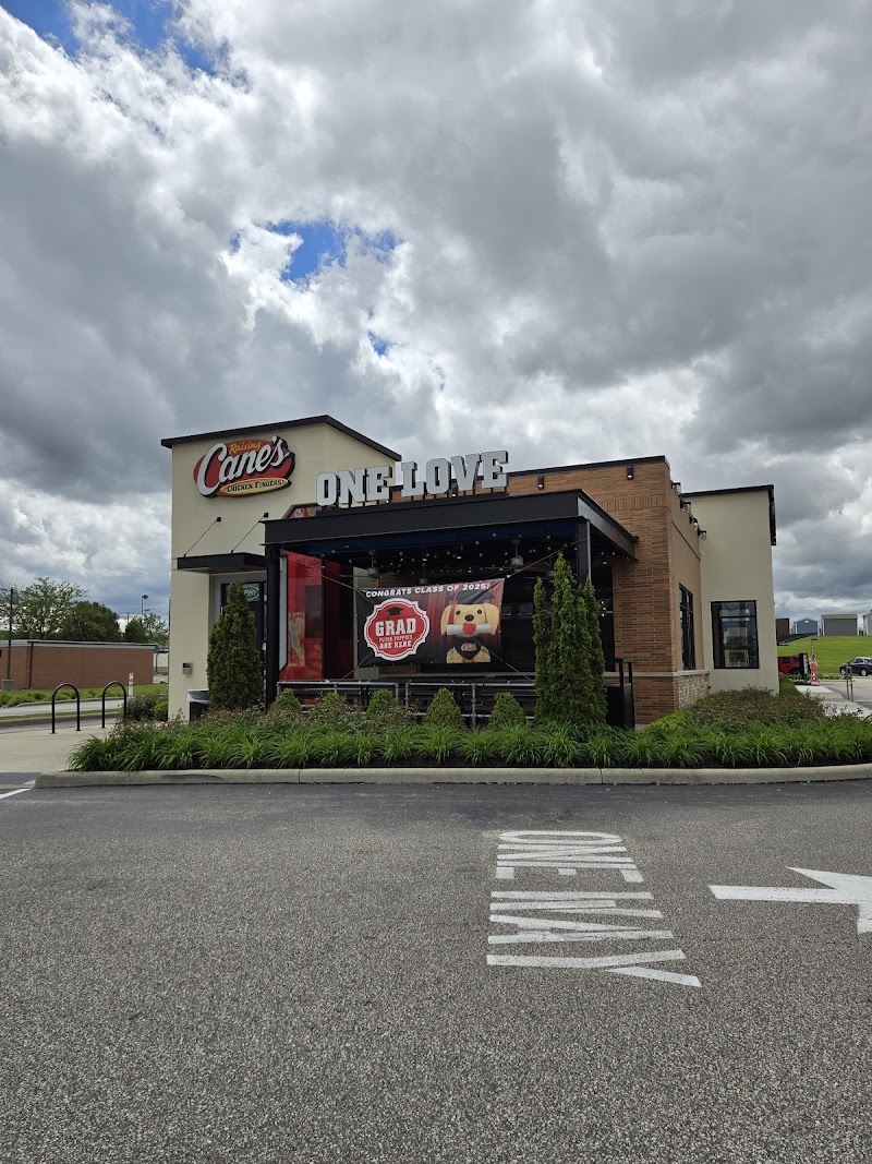 Raising Cane's Chicken Fingers Cleveland atmosphere