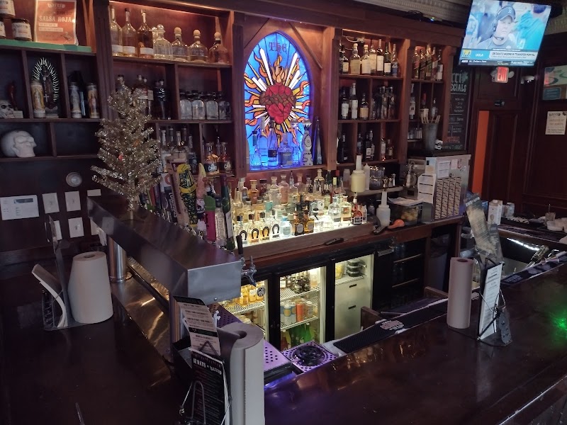 Barrio Tacos Tremont Cleveland atmosphere