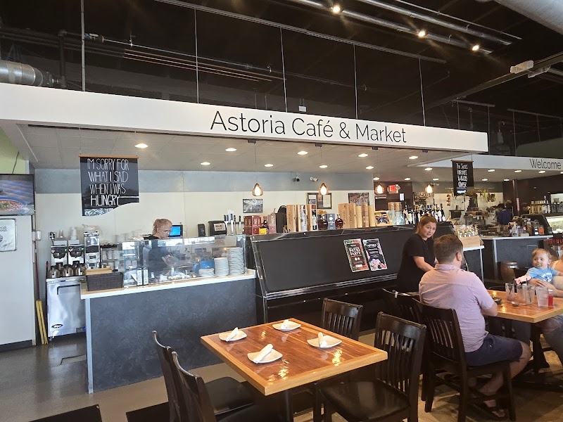 Astoria Cafe & Market Cleveland atmosphere