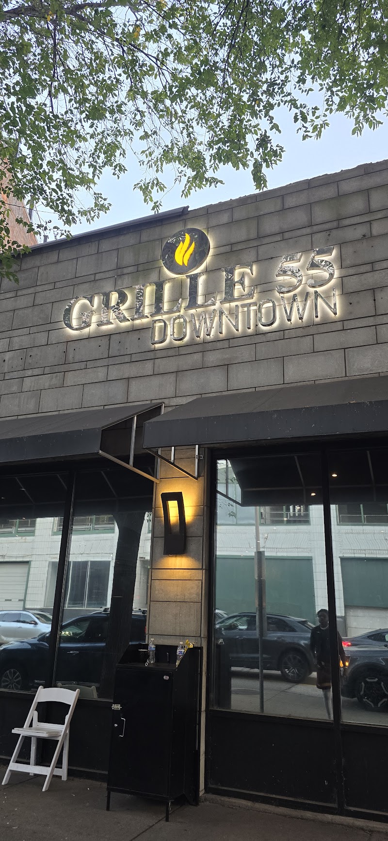 Grille 55 Downtown Cleveland atmosphere