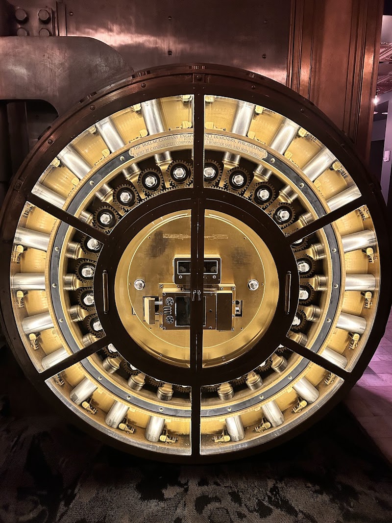 Vault Cleveland food