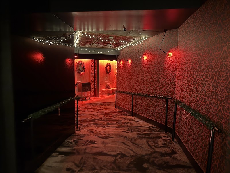 Vault Cleveland atmosphere