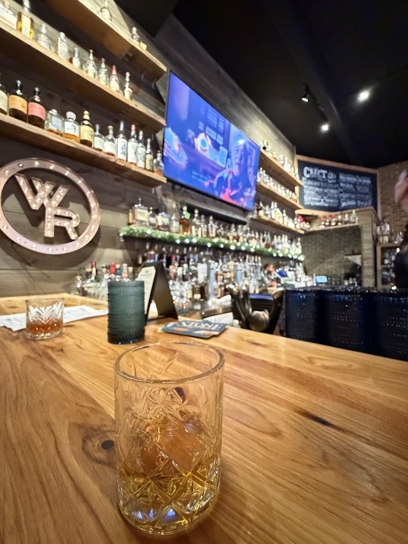 Char Whiskey Bar & Grille Cleveland atmosphere