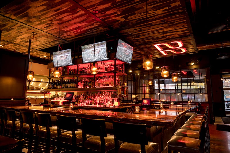 Square 22 Restaurant and Bar Cleveland atmosphere
