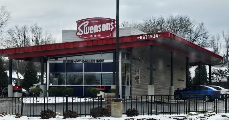 Swensons Drive-In Cleveland atmosphere
