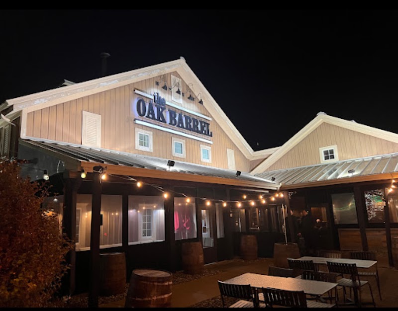 The Oak Barrel Cleveland atmosphere