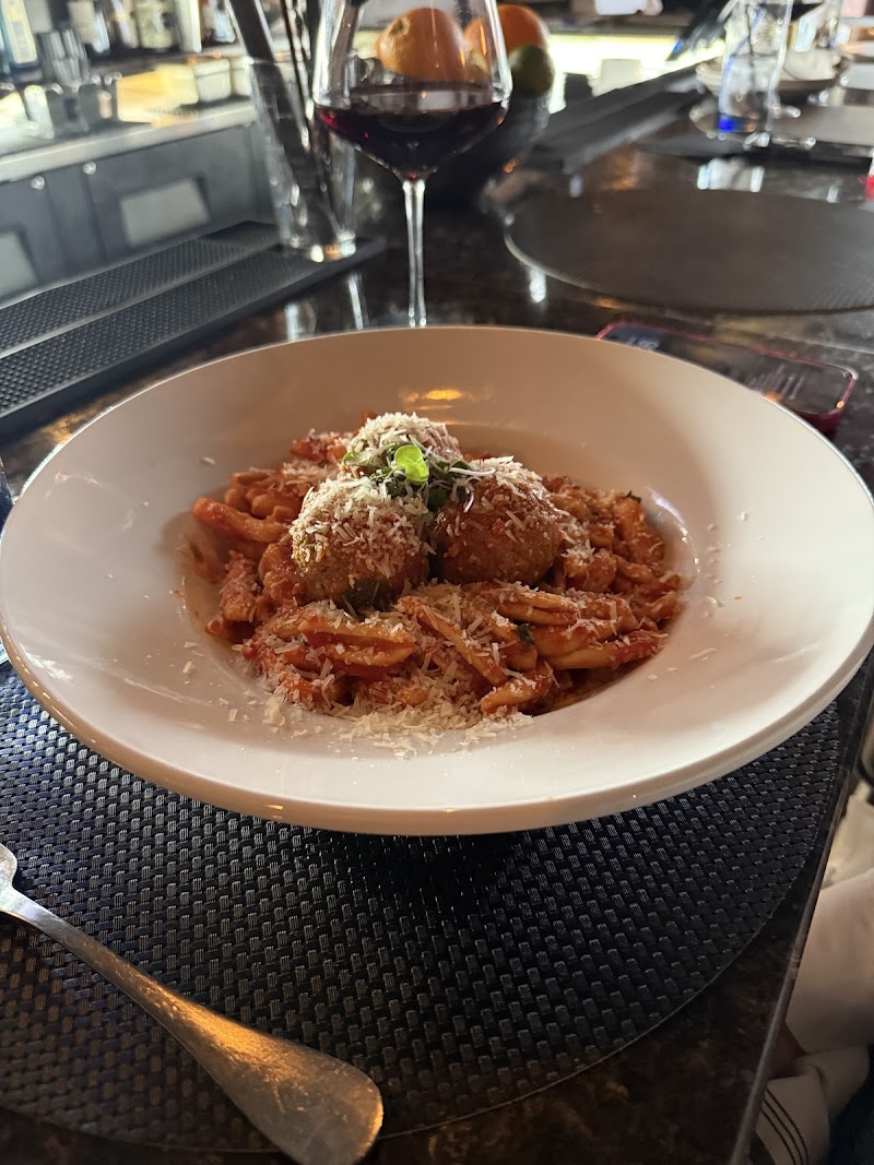 Mia Bella Restaurant Cleveland atmosphere