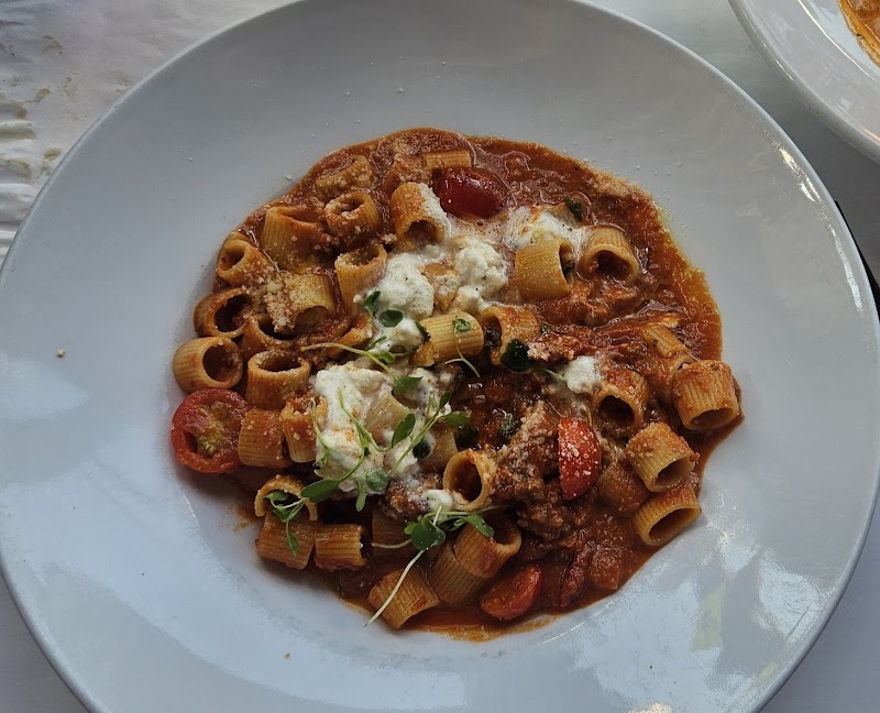 Mia Bella Restaurant Cleveland atmosphere