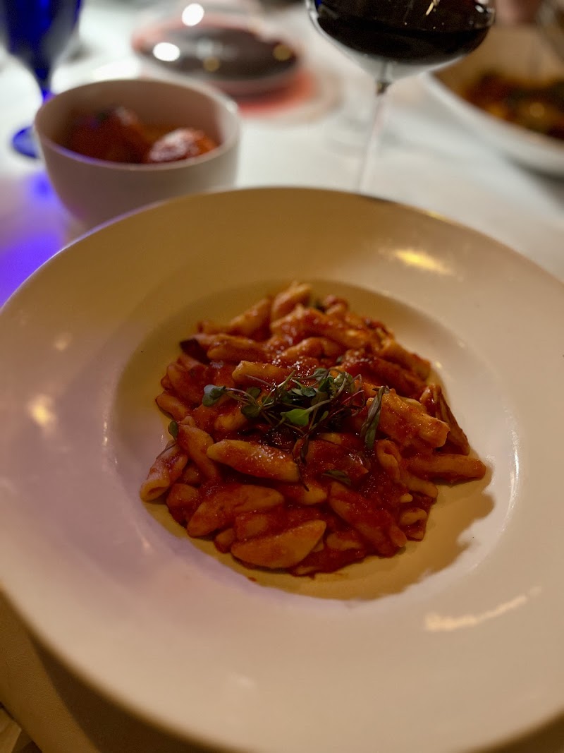 Mia Bella Restaurant Cleveland atmosphere