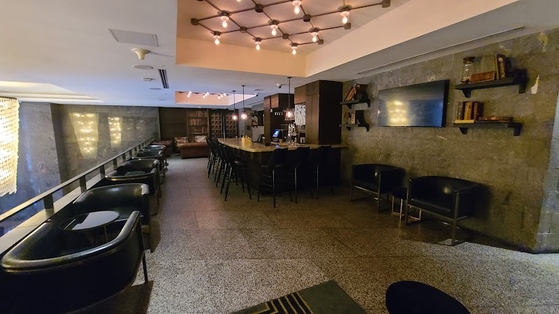 Ledger Bar Cleveland atmosphere