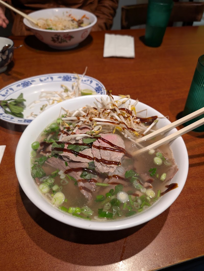 Superior Phở Cleveland atmosphere