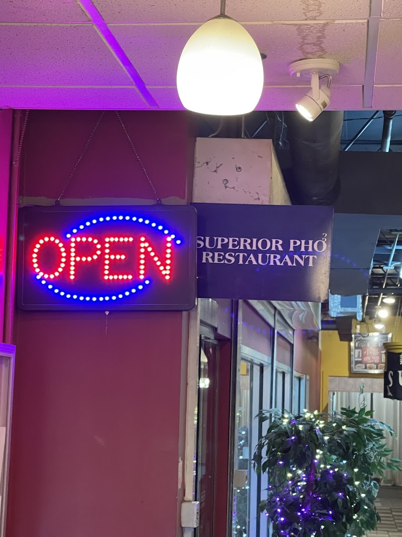 Superior Phở Cleveland atmosphere