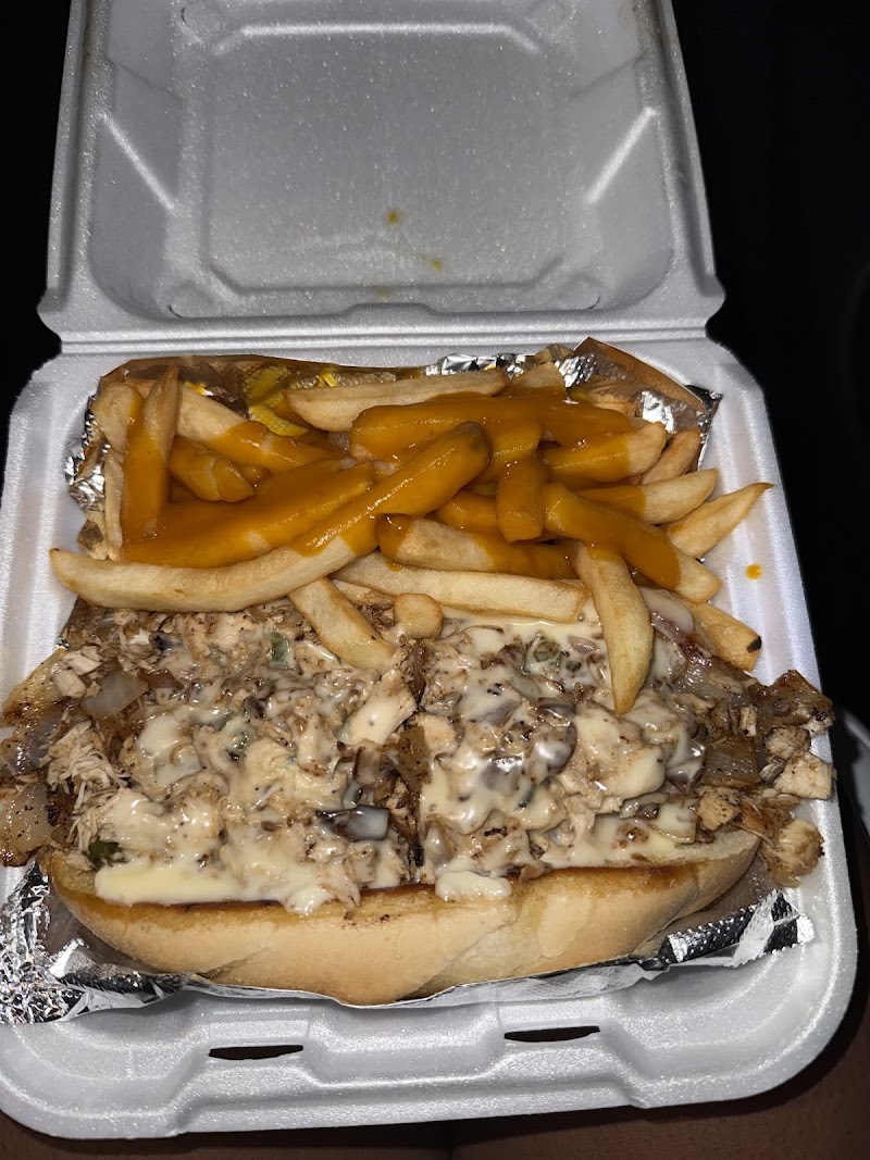Muncheez Cleveland atmosphere