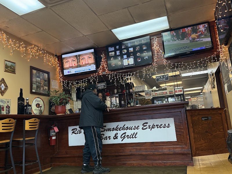 The Ribcage Smokehouse Bar & Grill Cleveland atmosphere