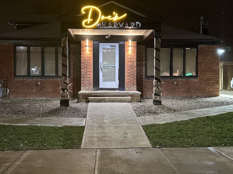 Doc's On Harvard Restaurant & Lounge Cleveland atmosphere
