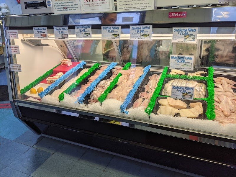 Farm House Foods Live Fish Market Cleveland food