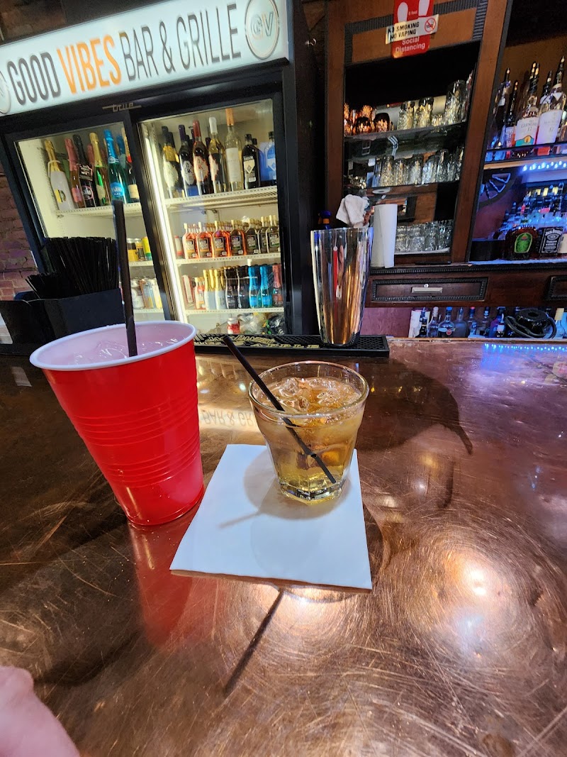 Good Vibes Bar and Grille Cleveland atmosphere
