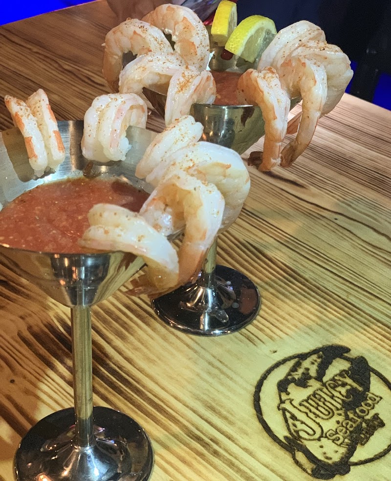 Juicy Seafood Cleveland - Mayfield Heights Cleveland atmosphere