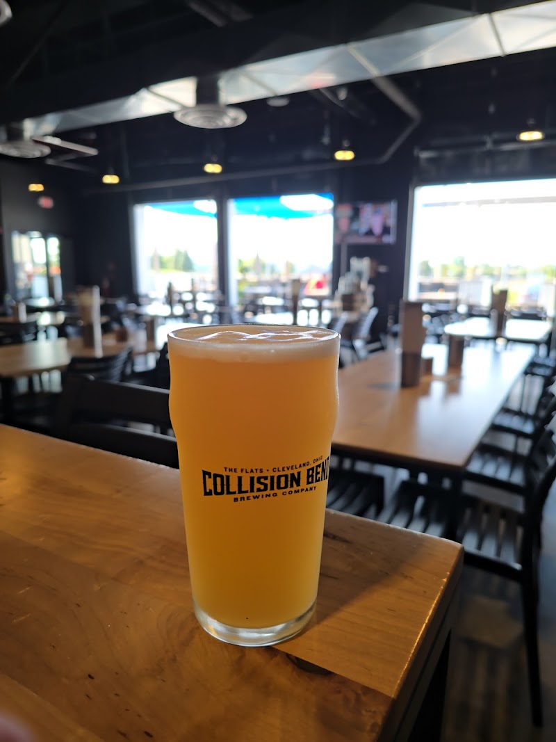 Collision Bend Brewing Company Euclid Cleveland atmosphere