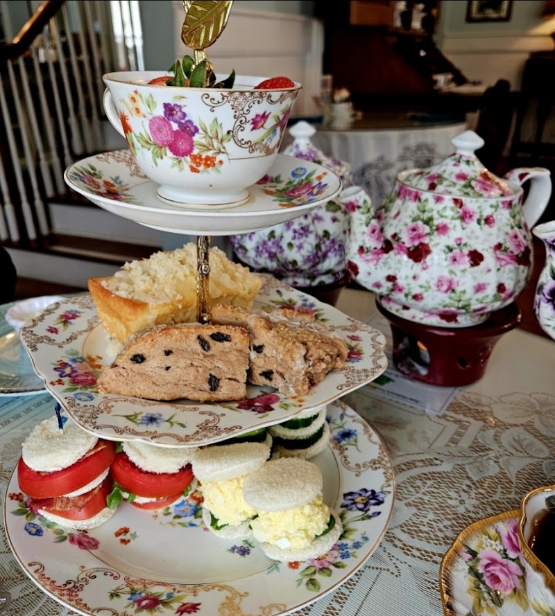 Miss Hickory’s Tea Room Cleveland food