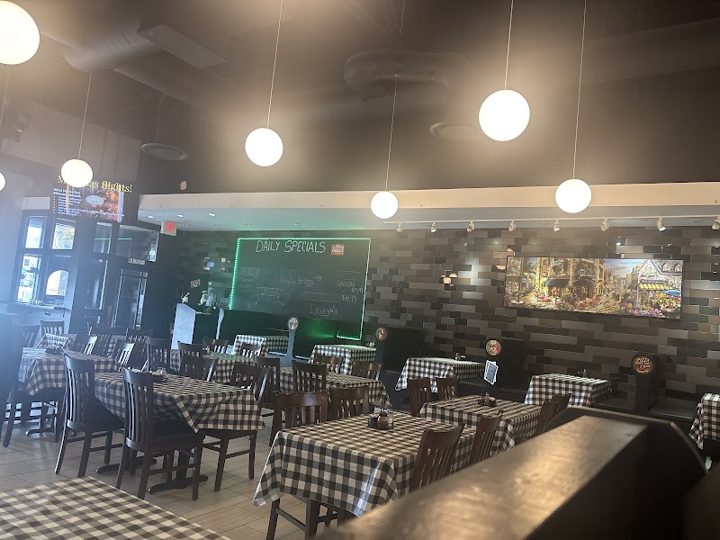 Gusto Dolce Italian Bistro Cleveland atmosphere