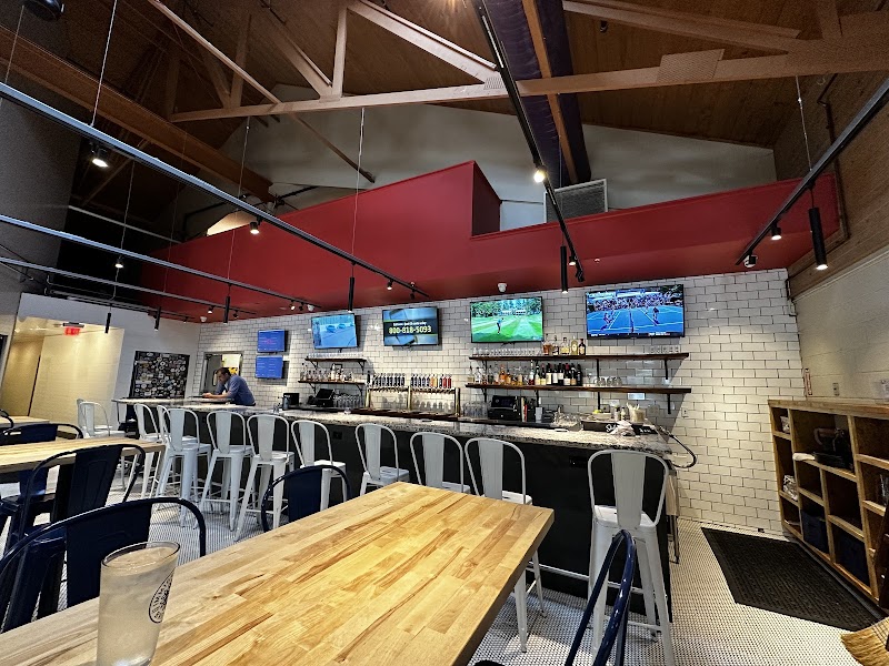 Immigrant Son Brewery Cleveland atmosphere