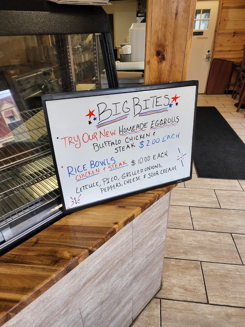 Big Bites Cleveland atmosphere