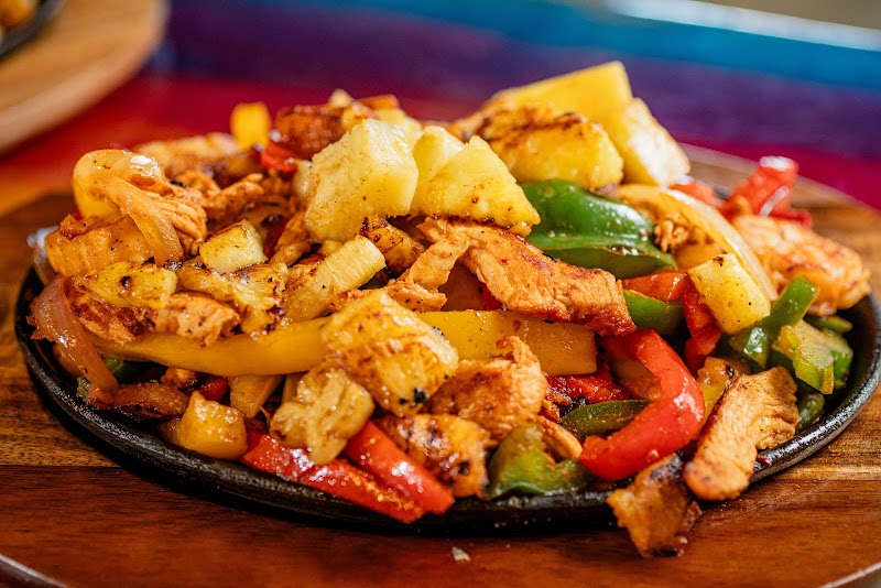 La Playa Mexican Food & Mariscos Cleveland atmosphere
