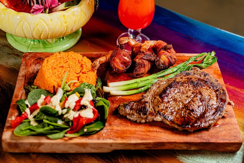 La Playa Mexican Food & Mariscos Cleveland atmosphere