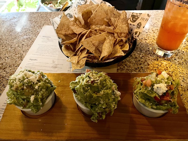 Momocho Cleveland atmosphere